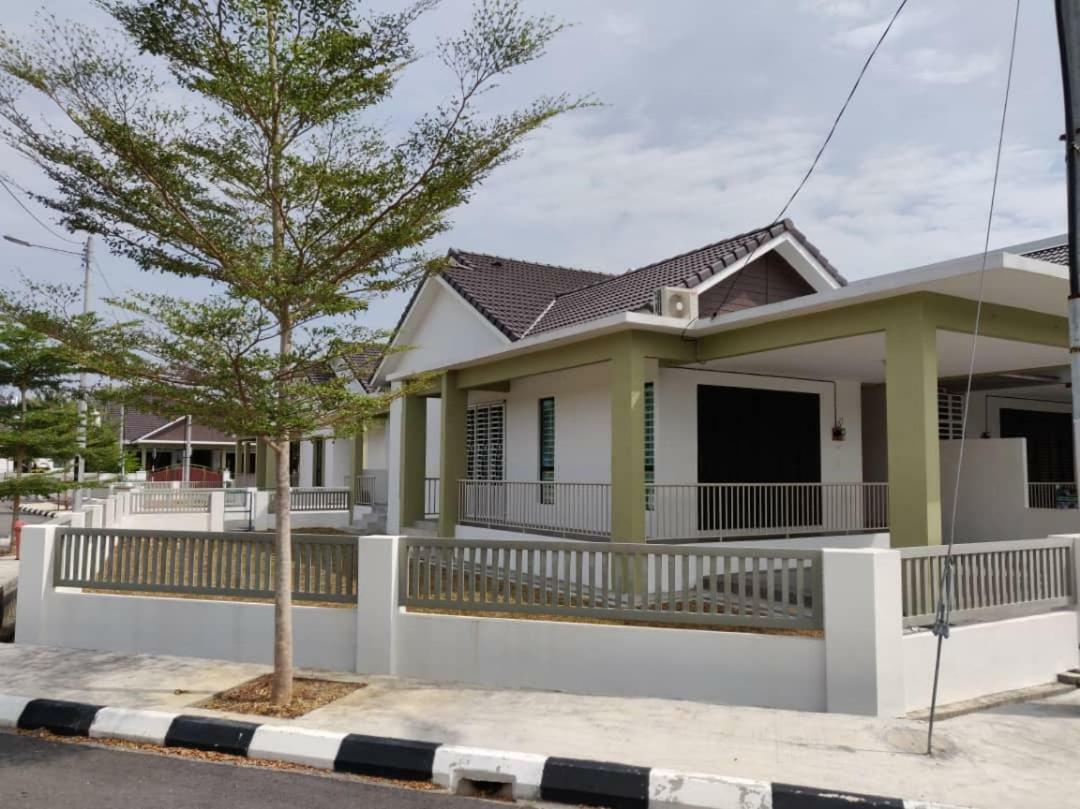 Az Homestay Bertam Perdana With Free Wifi Kepala Batas  Exterior photo